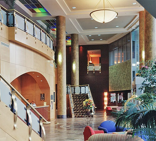 Sheraton Eau Claire Hotel - Lobby