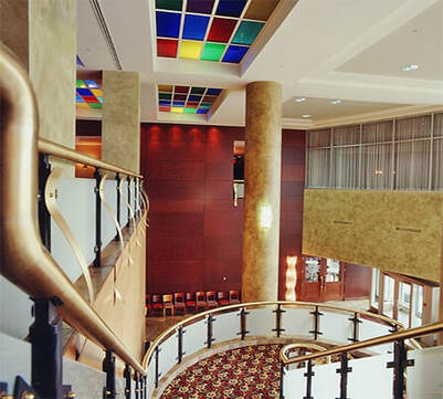 Sheraton Eau Claire Hotel - Staircase
